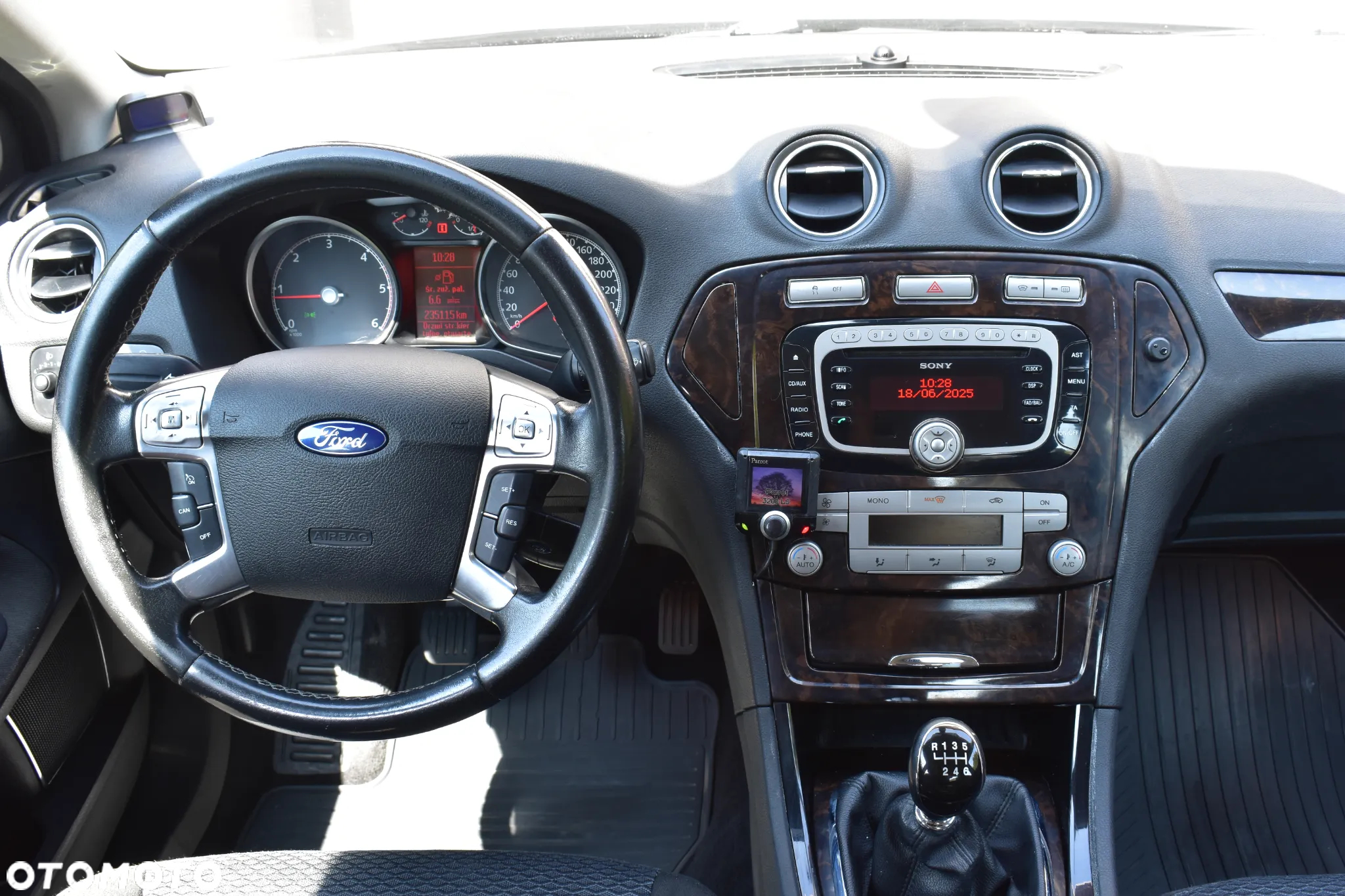 Ford Mondeo 2.0 TDCi Ghia - 4