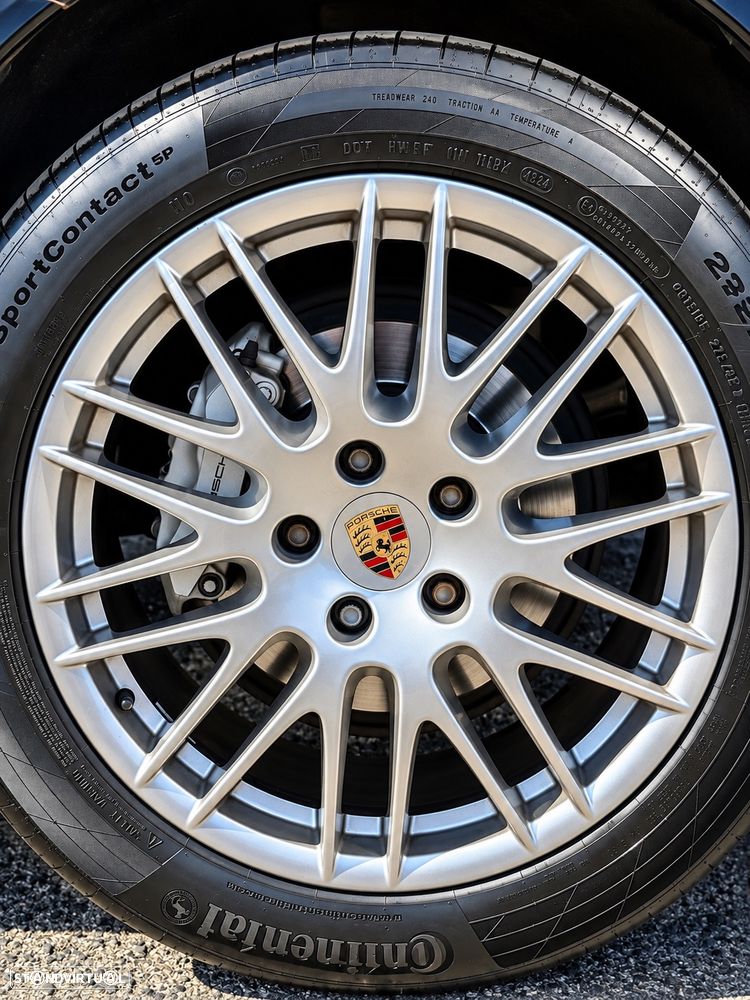 Porsche Cayenne - 5