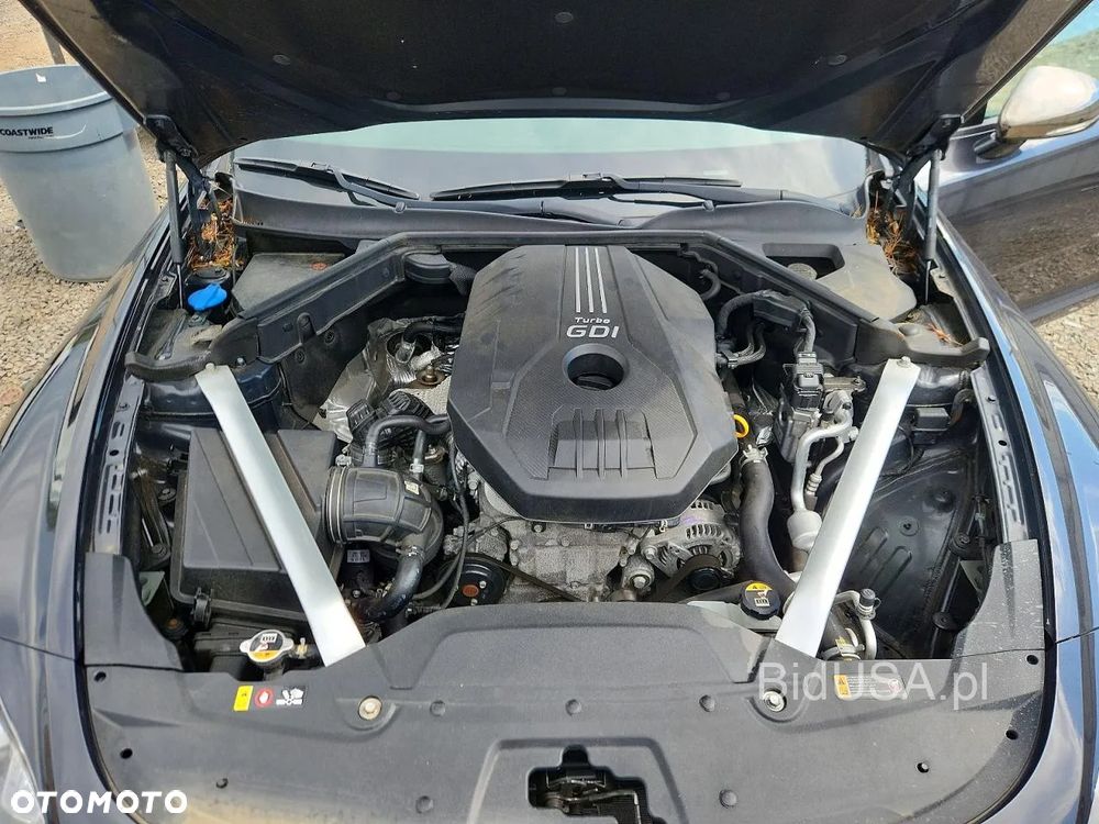 Kia Stinger - 6