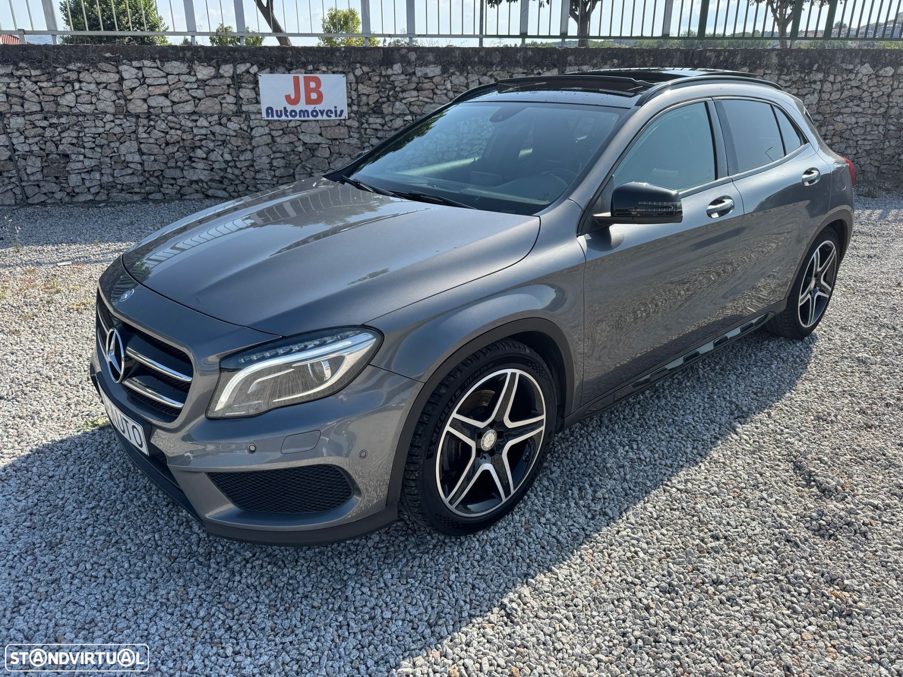 Mercedes-Benz GLA 220 CDi AMG Line - 1