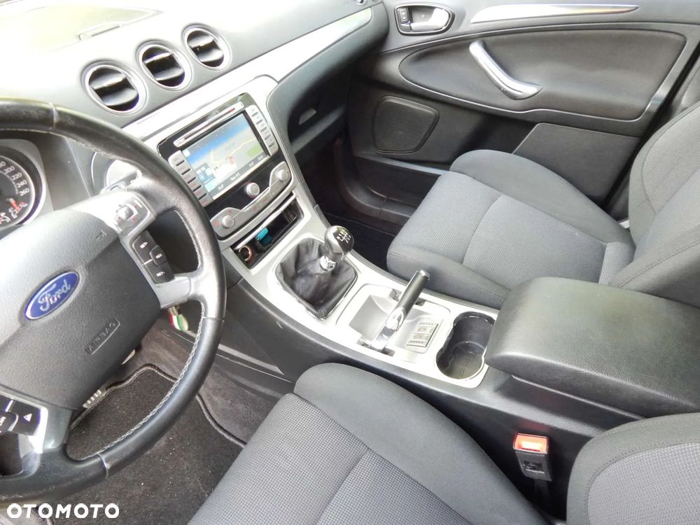 Ford S-Max 2.0 TDCi Titanium - 18