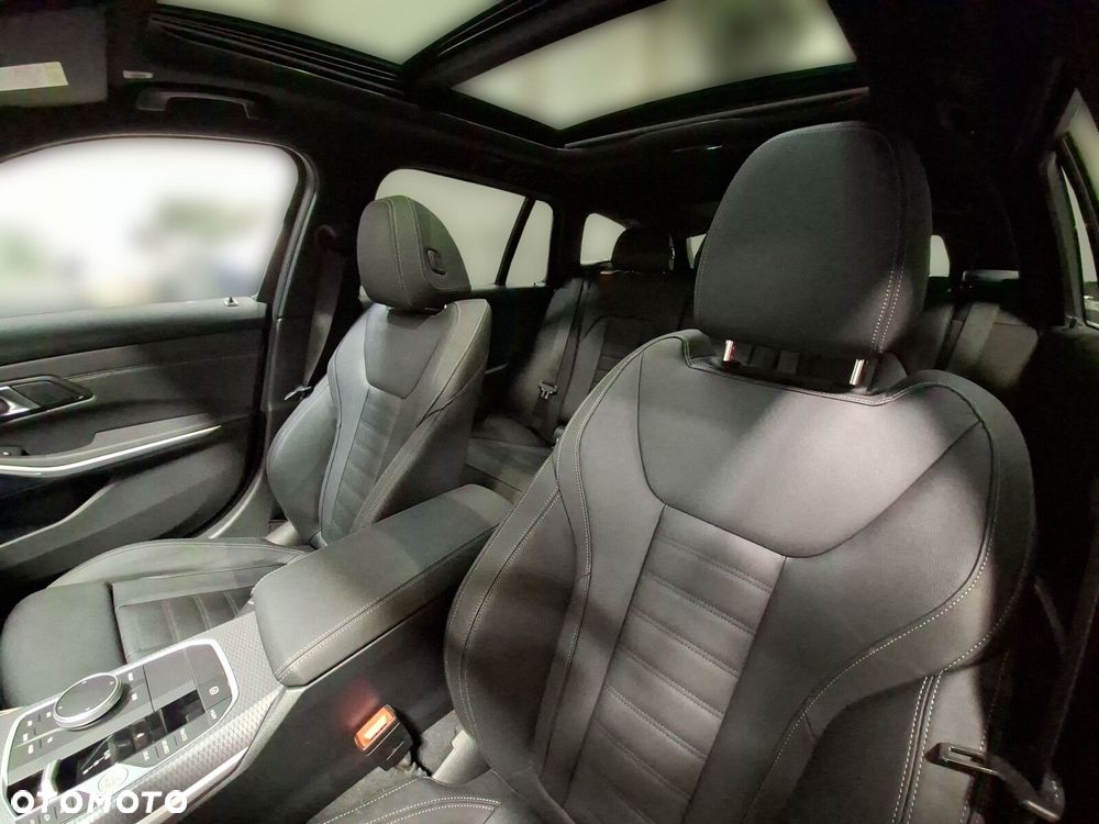 BMW Seria 3 - 12