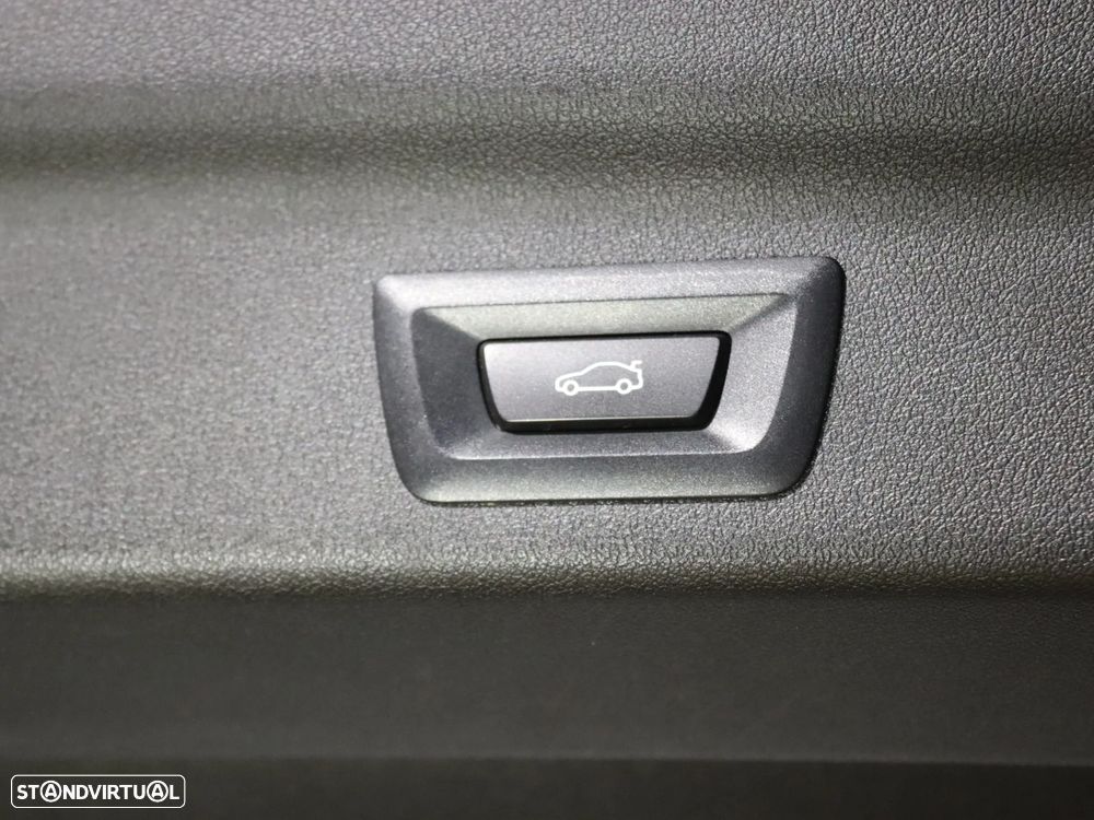 BMW X1 xDrive25e - 17