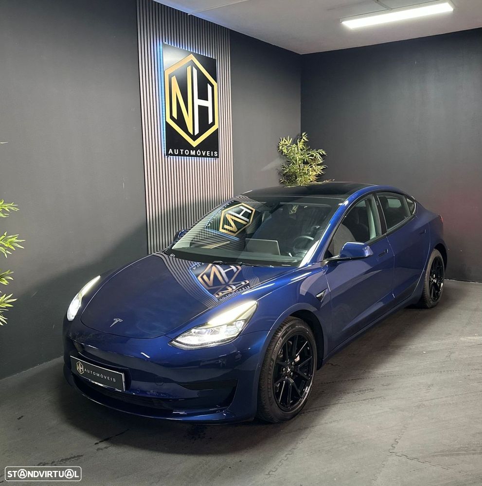 Tesla Model 3 Standard Range Plus RWD - 1