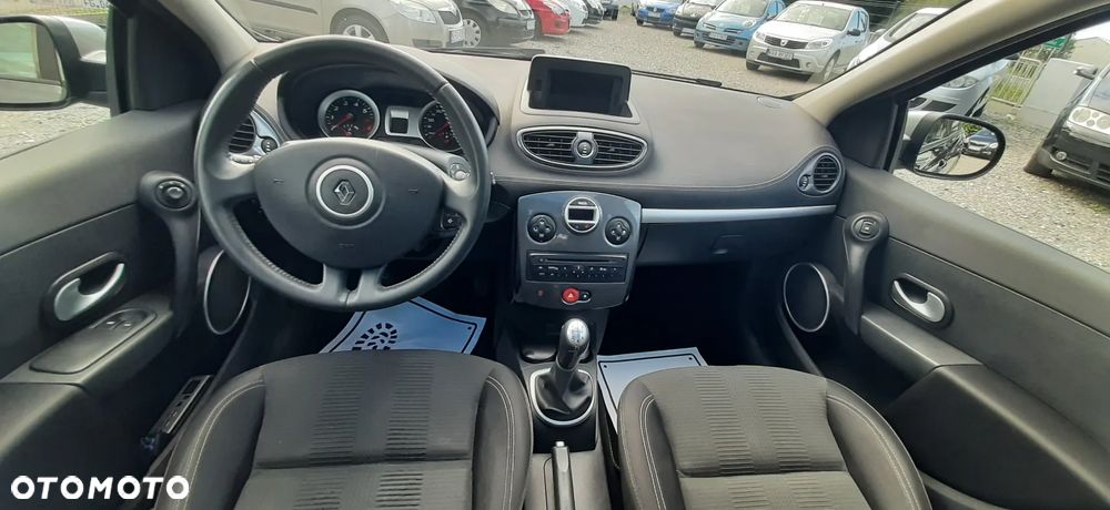 Renault Clio 1.2 16V Dwudziestka Euro5 - 8