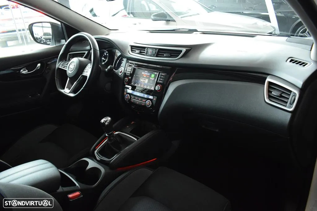 Nissan Qashqai 1.5 dCi Tekna Premium - 37
