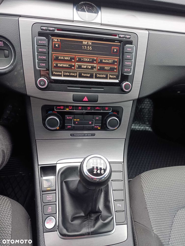 Volkswagen Passat - 7