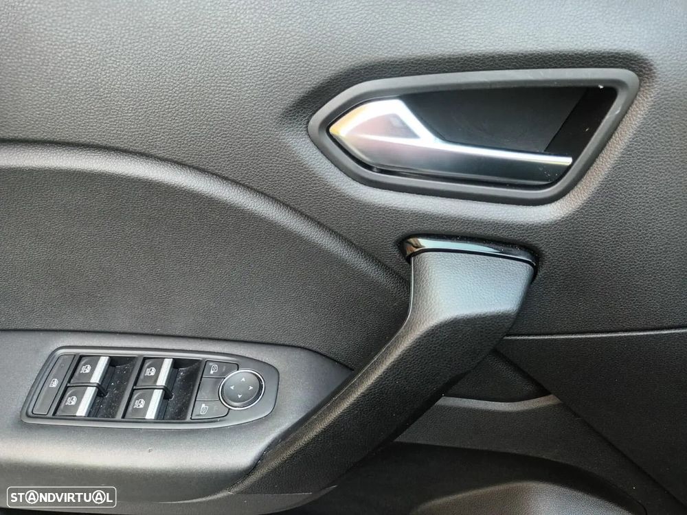 Renault Captur 1.6 E-Tech Full Hybrid Techno - 23