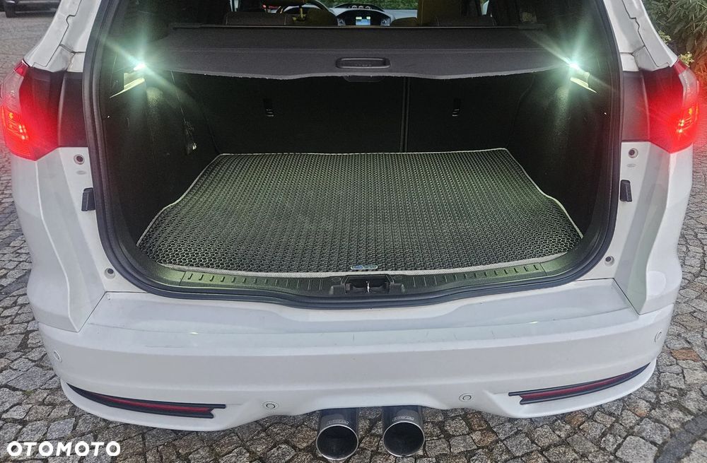 Ford Focus 2.0 EcoBoost ST mit Leder-Sport-Paket - 30