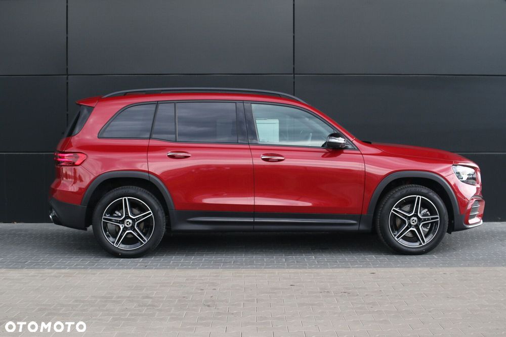 Mercedes-Benz GLB - 6