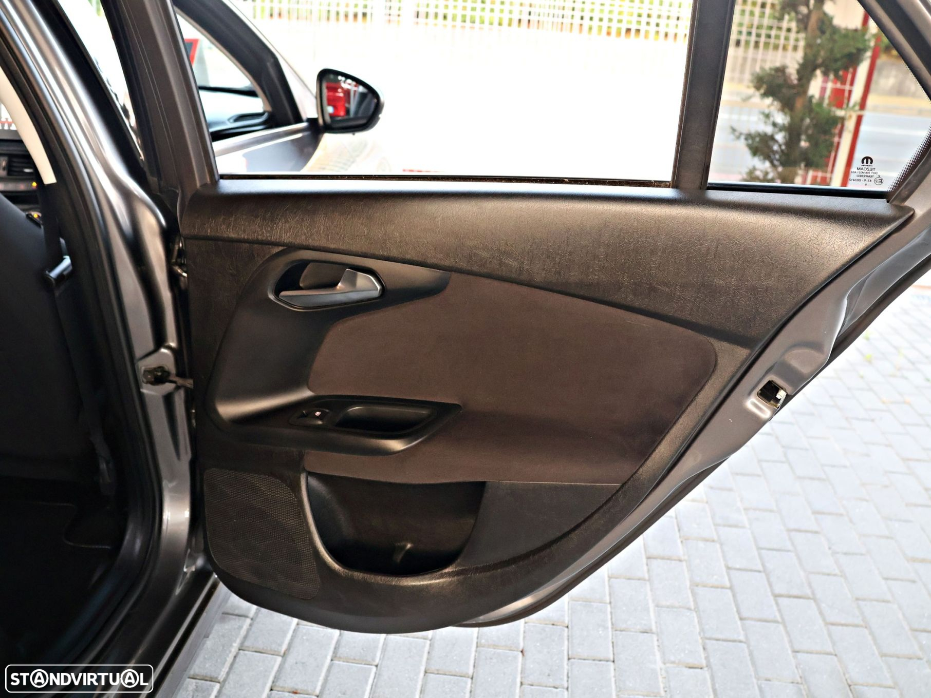 Fiat Tipo Station Wagon 1.6 M-Jet Lounge Tech J17 DCT - 37