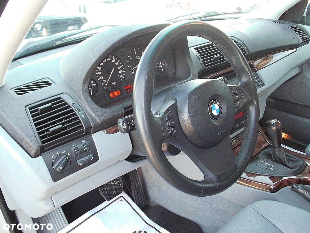 BMW X5 3.0 d Edition Exclusive - 6