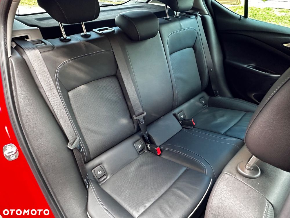 Opel Astra 1.4 Turbo Innovation - 27