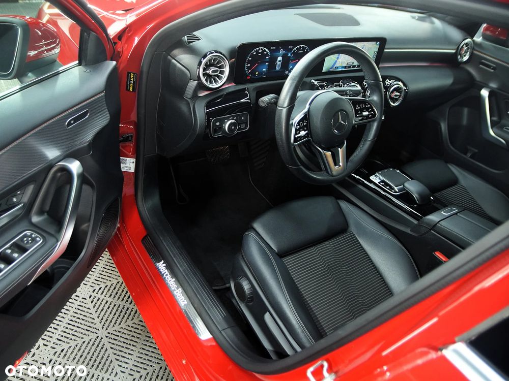 Mercedes-Benz Klasa A 200 Progressive 7G-DCT - 19