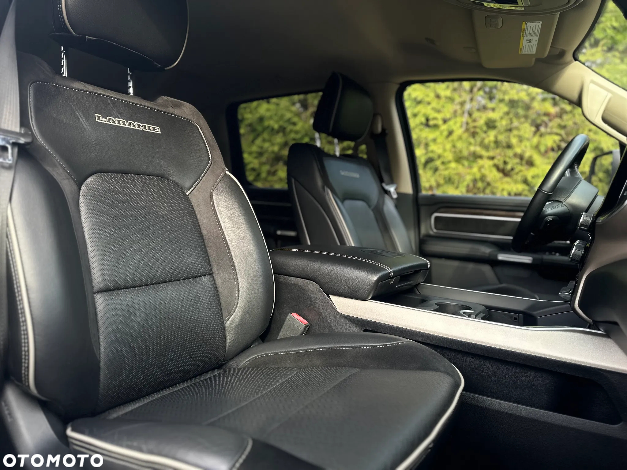 RAM 1500 Crew Cab Laramie - 6