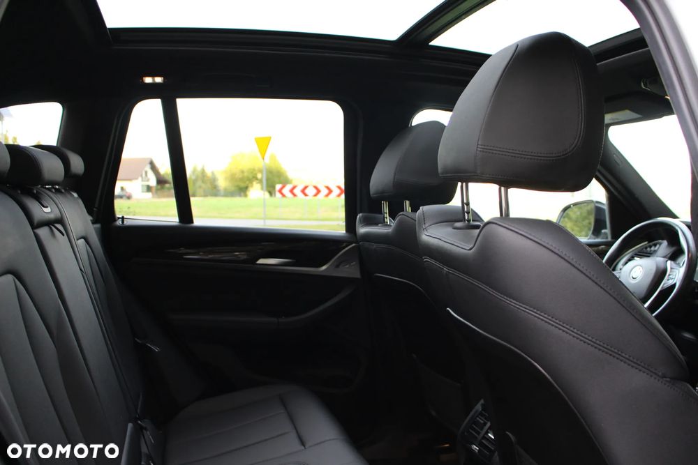 BMW X3 xDrive30i xLine - 11