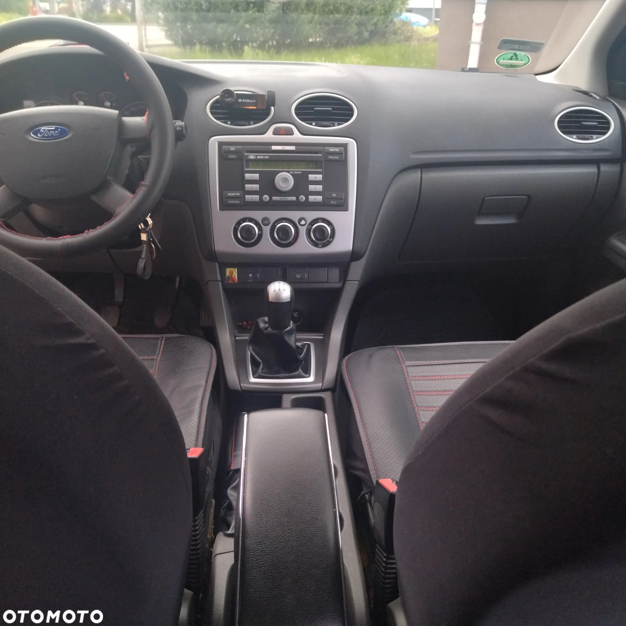 Ford Focus 1.8 TDCi Ambiente - 8