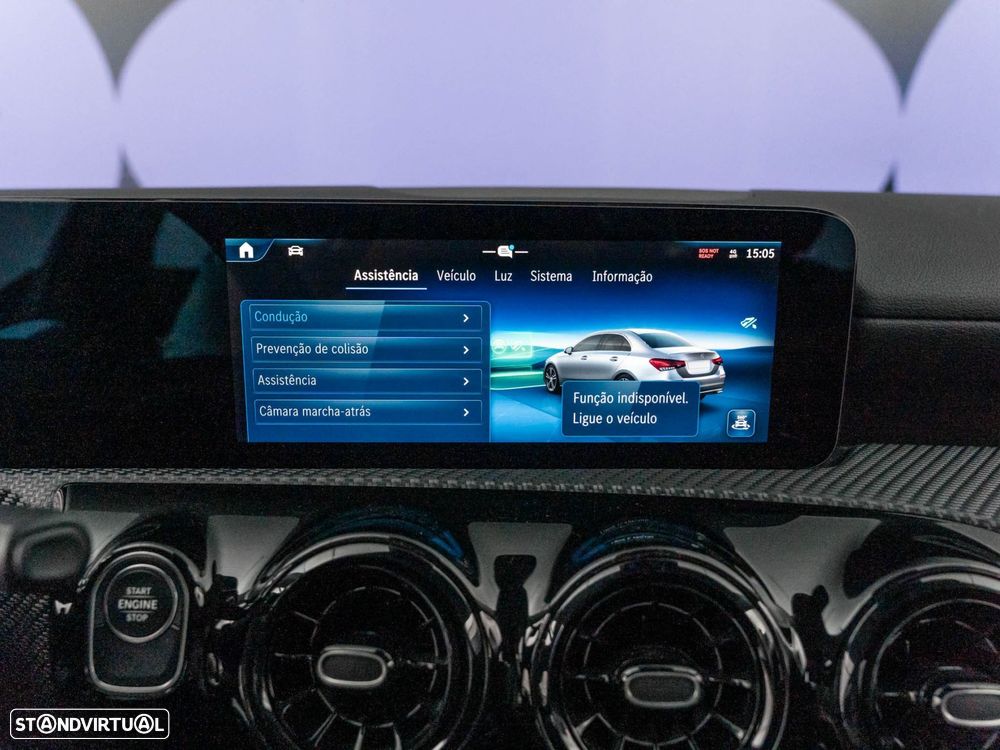 Mercedes-Benz A 250 Limousine e Style Plus - 32