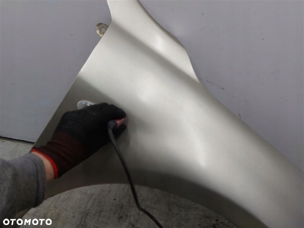 Błotnik przedni prawy Mazda 6 I  2002-2008R ZŁOTY - 3