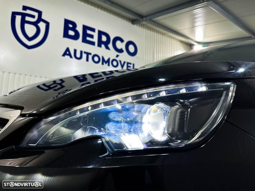 Peugeot 308 1.2 PureTech Allure - 13
