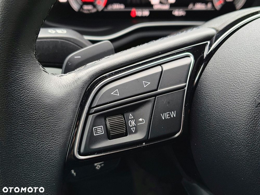 Audi A4 Limousine - 14