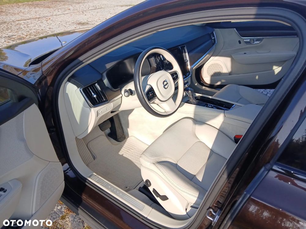 Volvo V90 Cross Country D4 AWD - 14