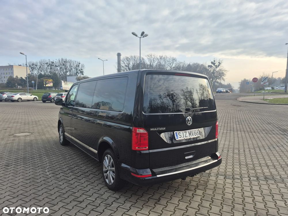 Volkswagen Multivan - 10
