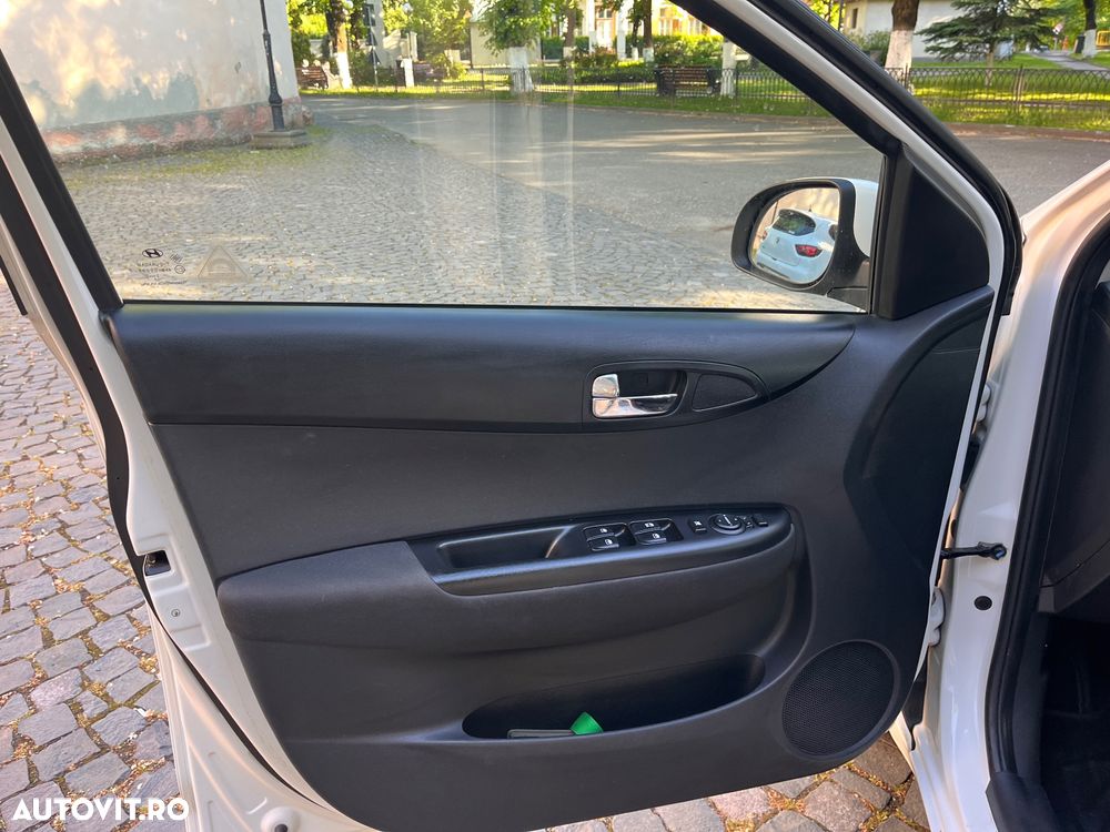 Hyundai i20 - 10