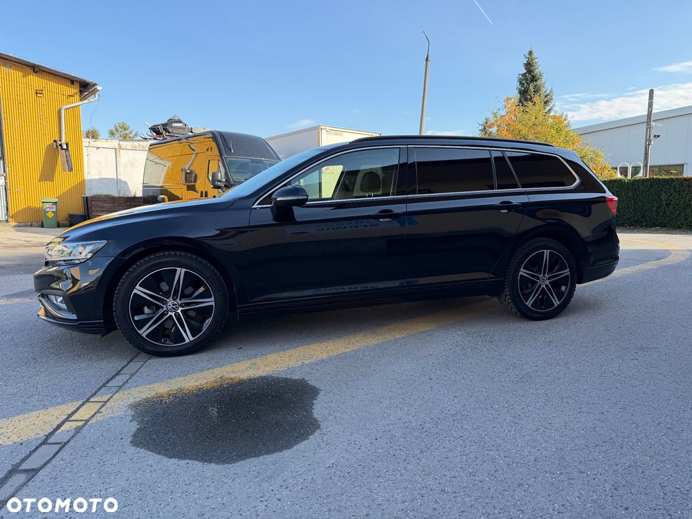 Volkswagen Passat 2.0 TDI SCR Style DSG - 3