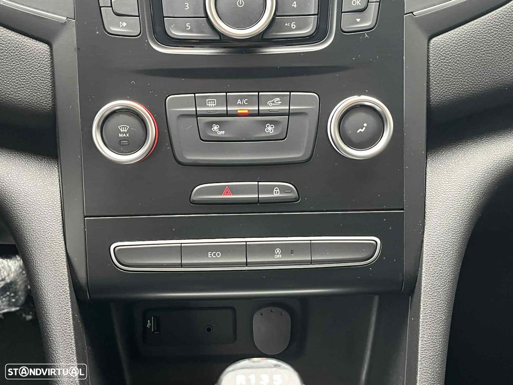 Renault Mégane 1.5 dCi Zen - 25