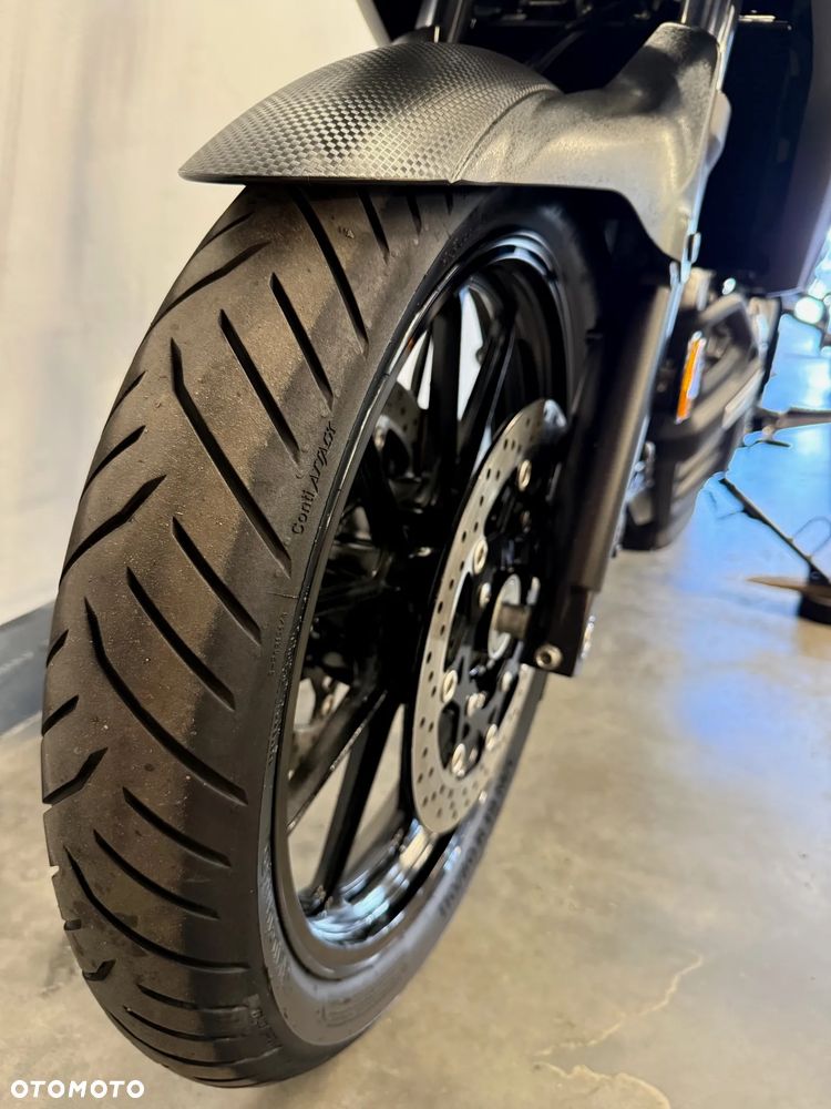 Suzuki V-STROM - 14