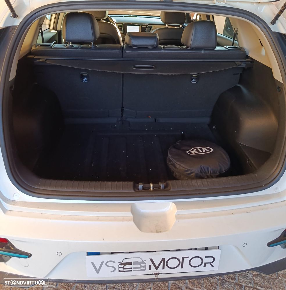 Kia e-Niro 64kWh - 11
