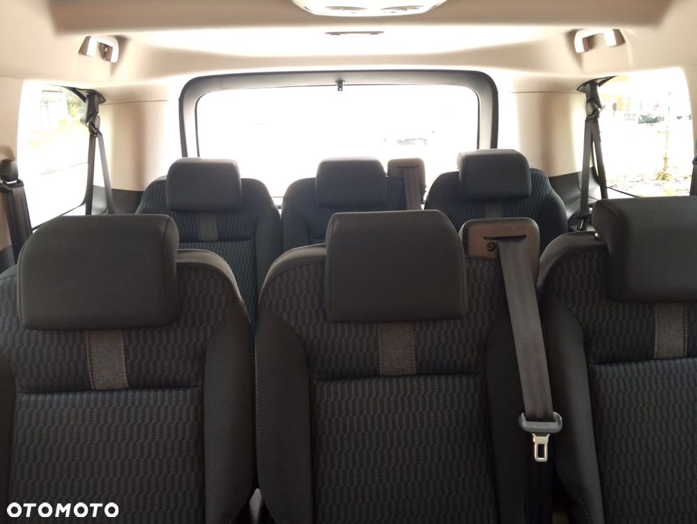 Peugeot Traveller 2.0 BlueHDi Compact Active - 30