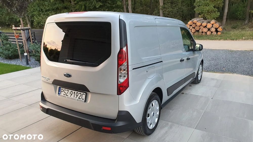 Ford Transit Connect - 19
