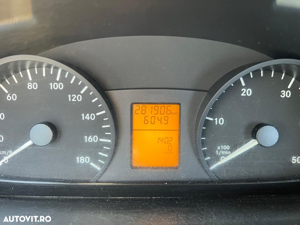 Mercedes-Benz Sprinter - 8