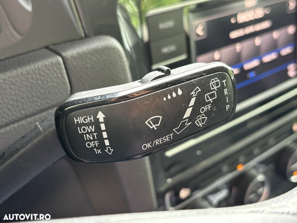 Volkswagen Golf 1.6 TDI Comfortline - 22