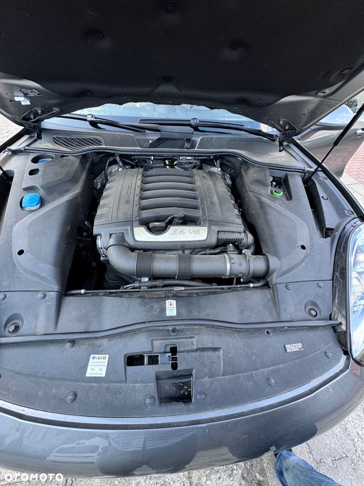 Porsche Cayenne - 11