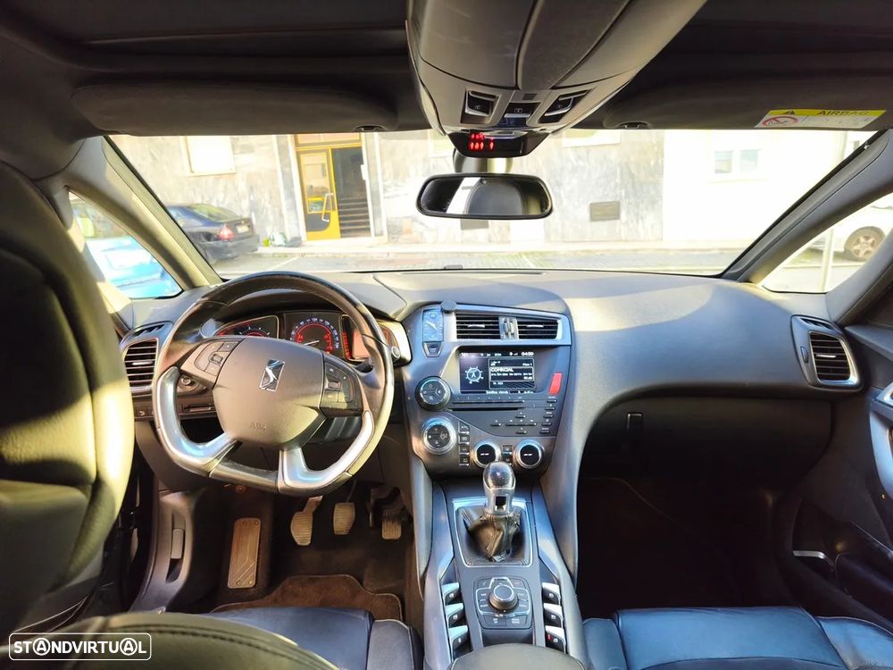 Citroën DS5 1.6 BlueHDi So Chic - 10