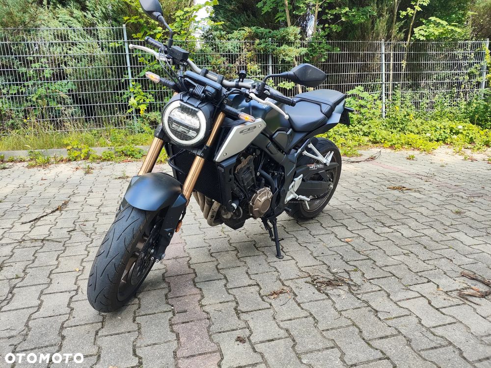 Honda CB - 3