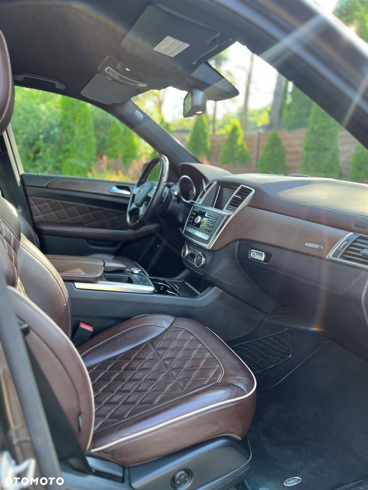 Mercedes-Benz ML - 7