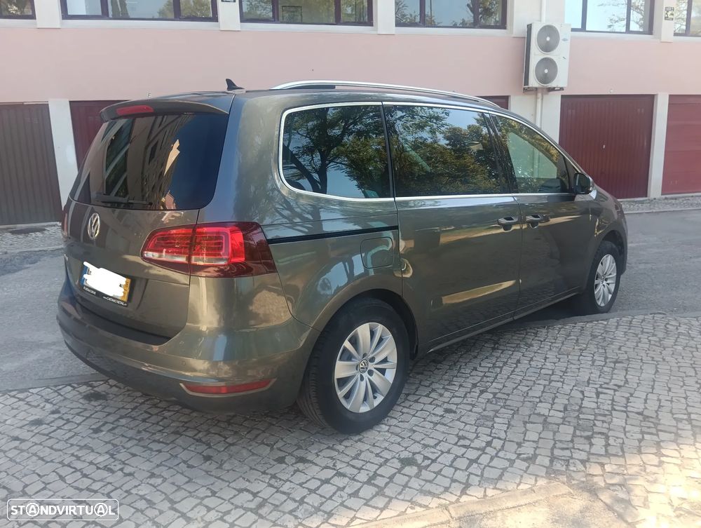 VW Sharan 2.0 TDI Highline - 27
