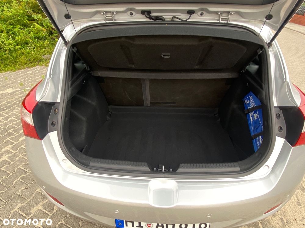 Hyundai i30 1.4 Advantage - 9