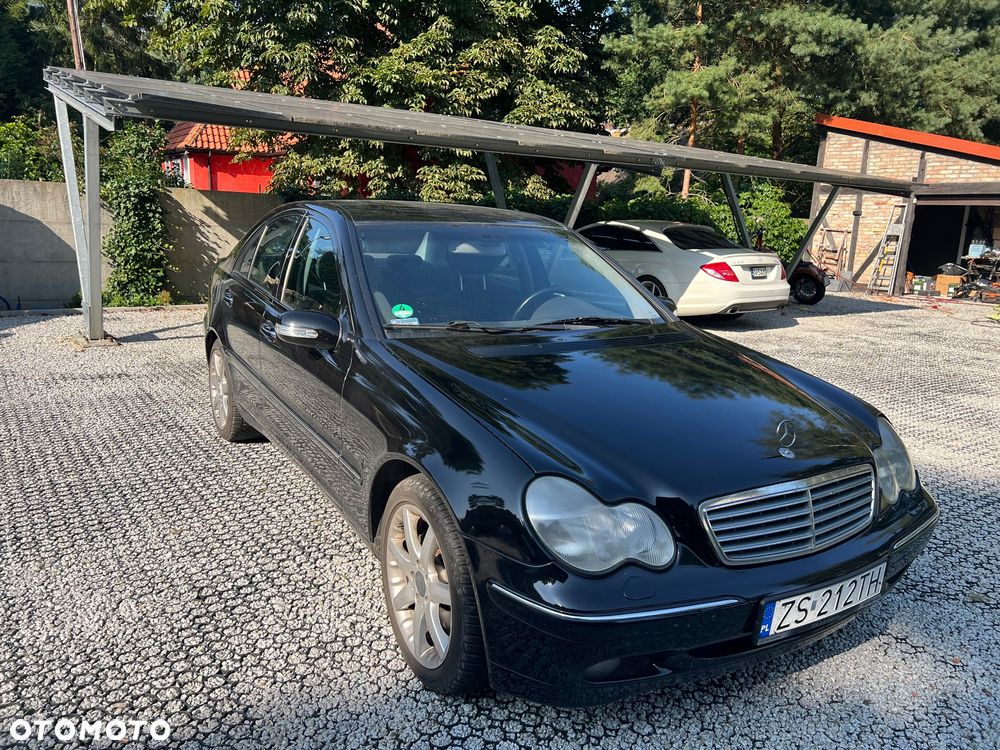 Mercedes-Benz Klasa C 320 Elegance - 1