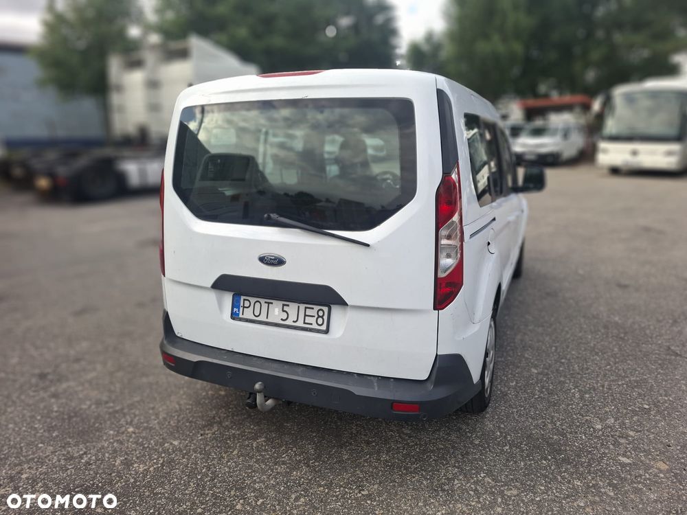 Ford Tourneo Connect - 15