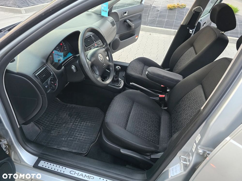 Volkswagen Golf 1.9 TDI Trendline - 21