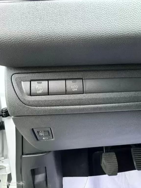 Peugeot 208 1.6 BlueHDi Active - 15