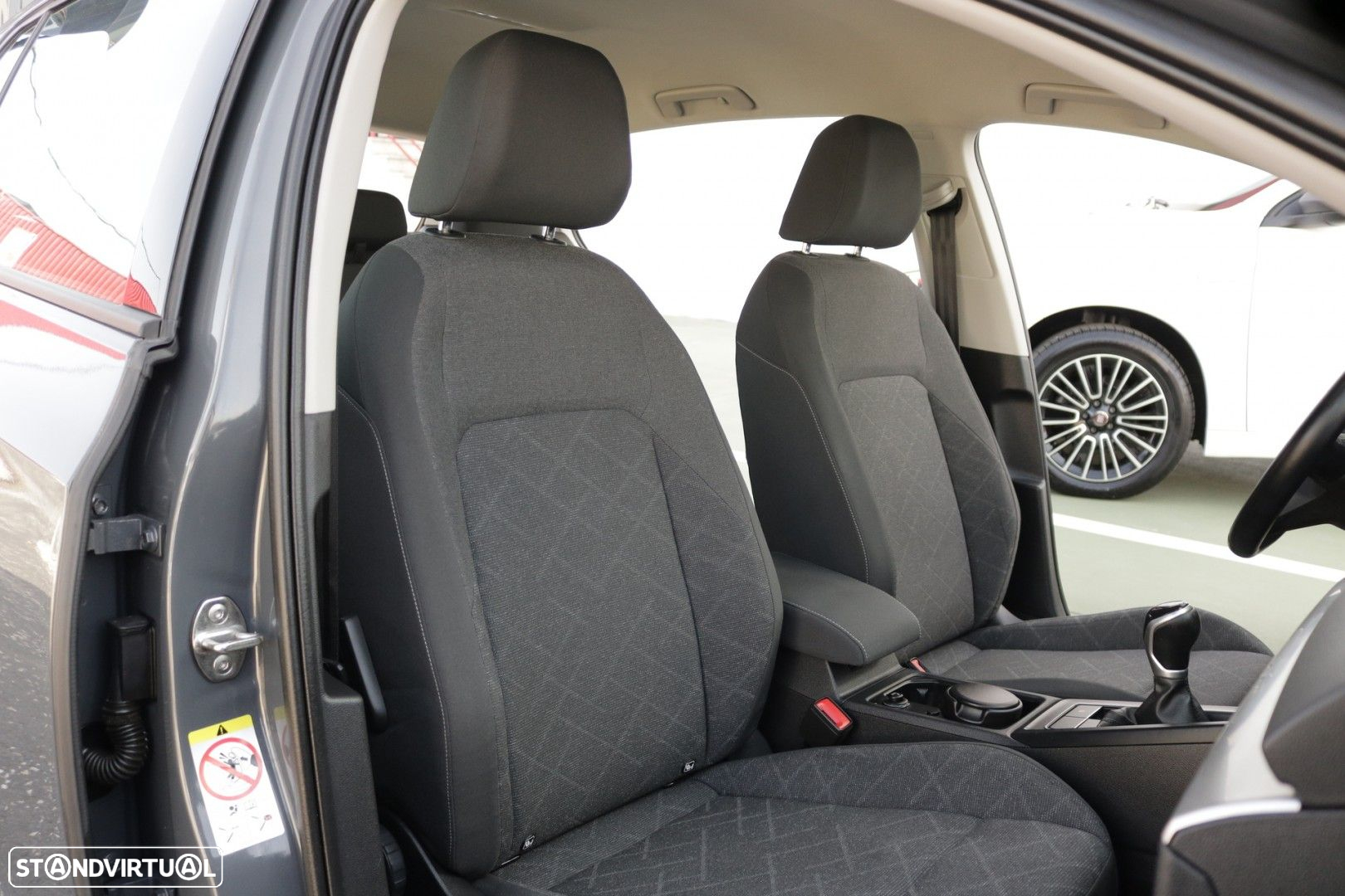 VW Golf 2.0 TDI Life - 22