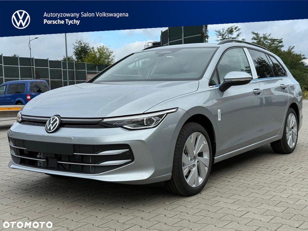 Volkswagen Golf - 1