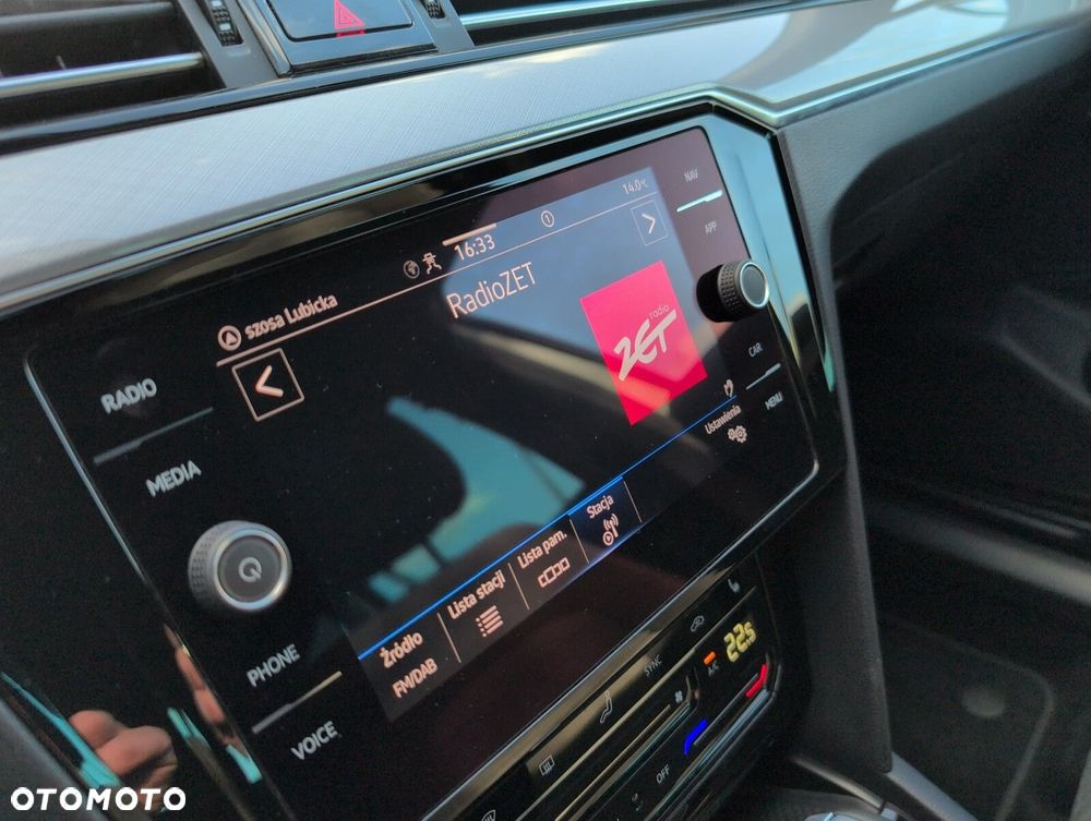 Volkswagen Passat Variant 2.0 TSI Business DSG - 21