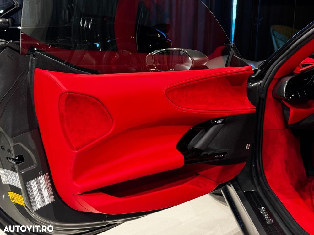 Ferrari SF90 Stradale - 10